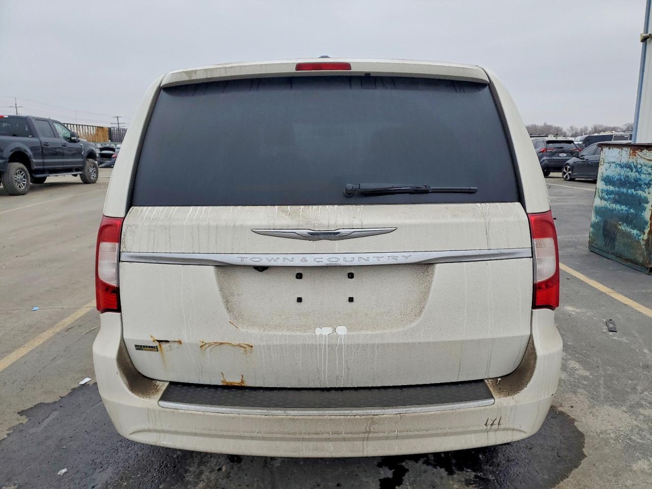 2012 CHRYSLER TOWN & COUNTRY photo 6
