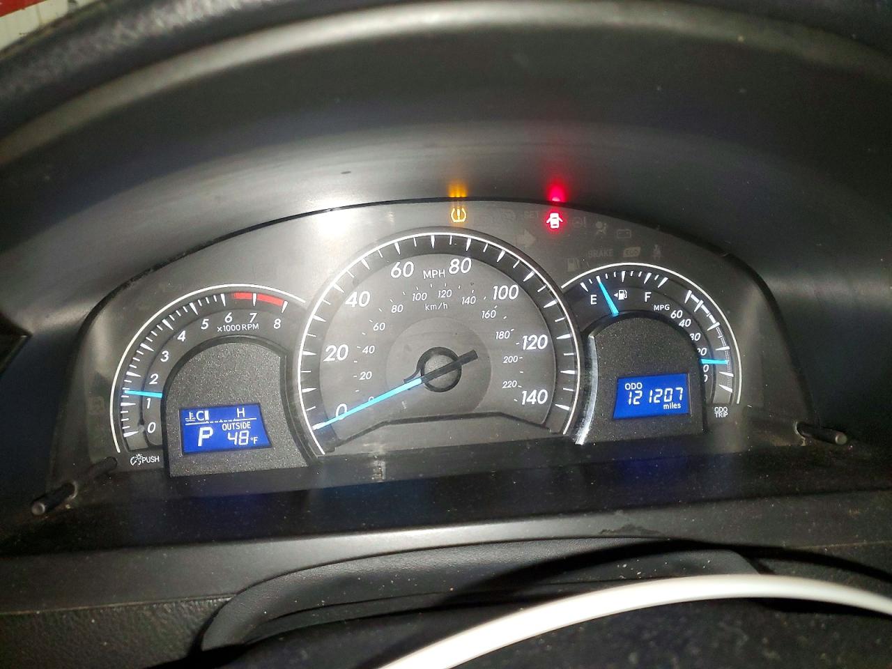 2012 TOYOTA CAMRY BASE photo 9