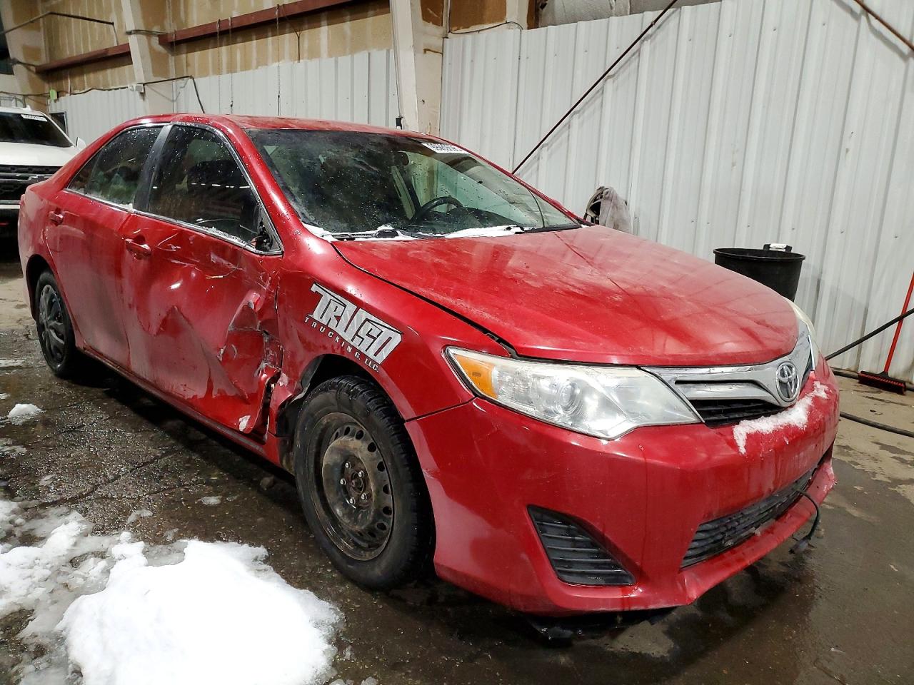 2012 TOYOTA CAMRY BASE photo 4