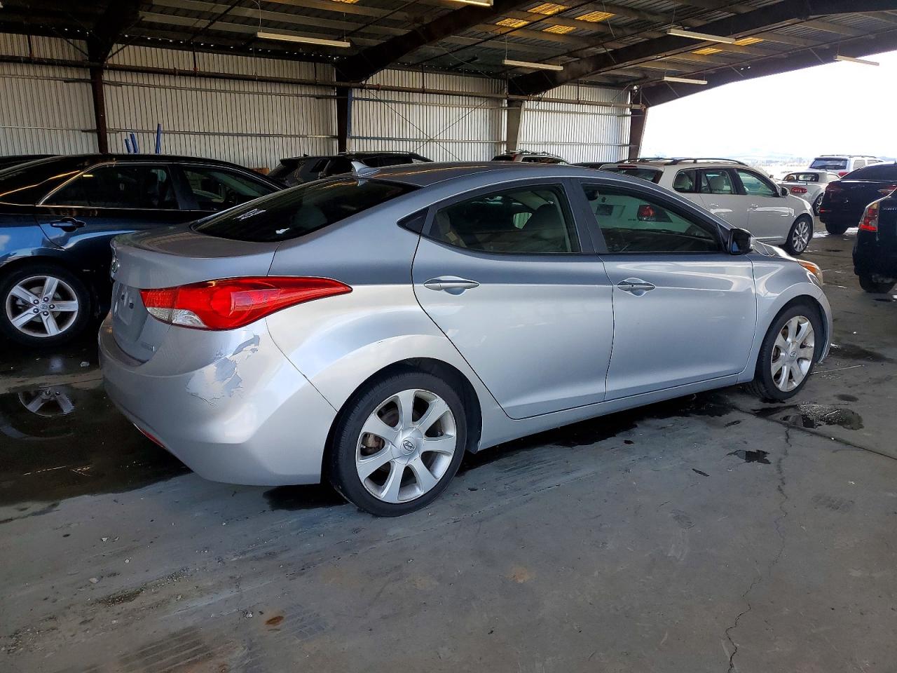 2012 HYUNDAI ELANTRA GLS photo 3