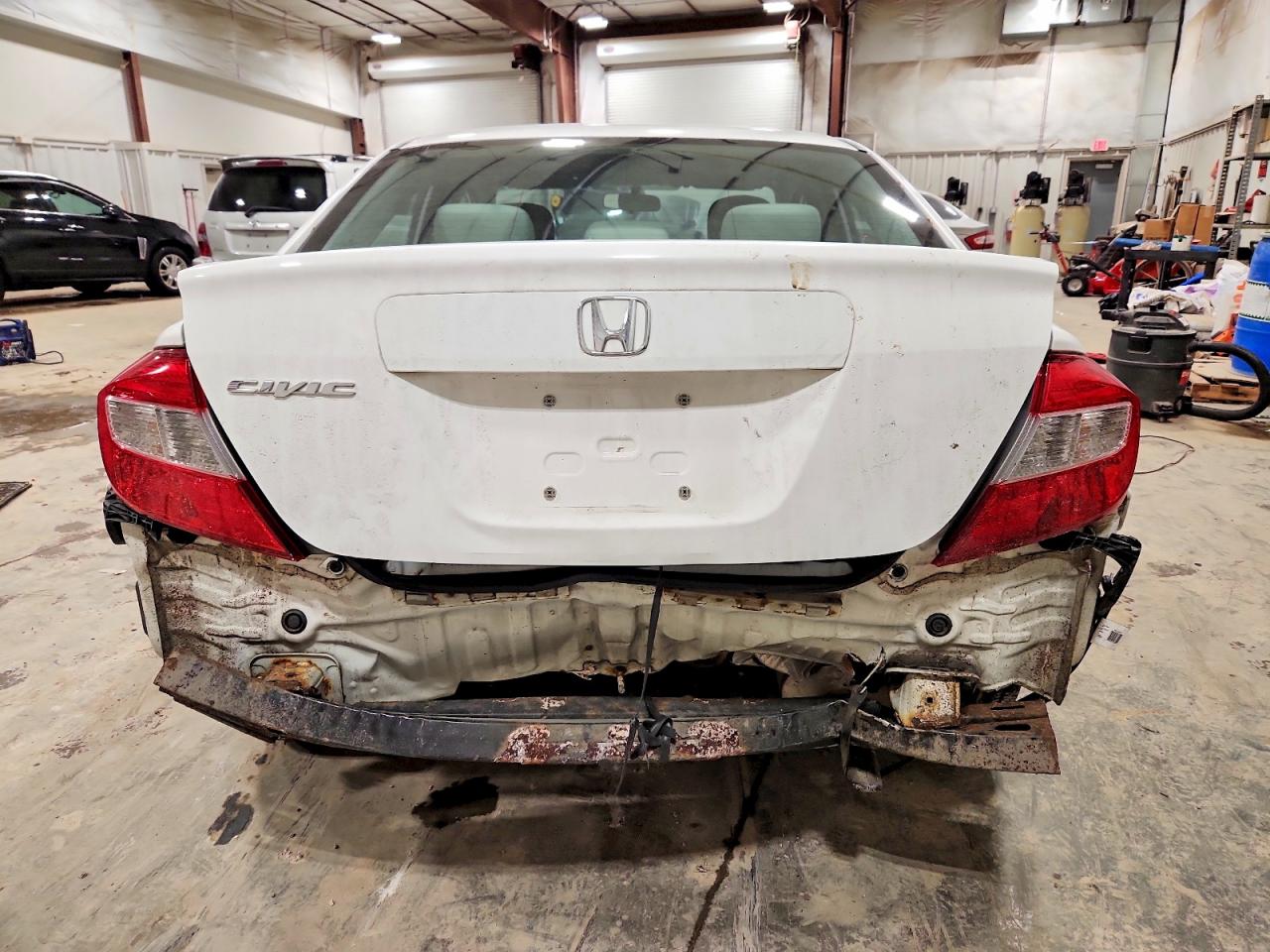 2012 HONDA CIVIC LX photo 6