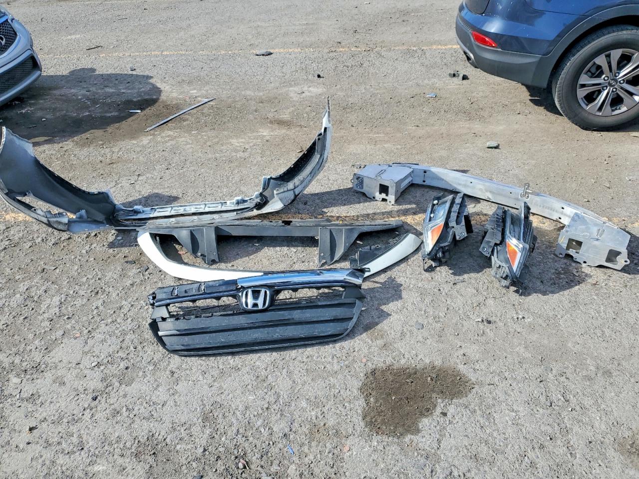 2019 HONDA INSIGHT LX photo 12