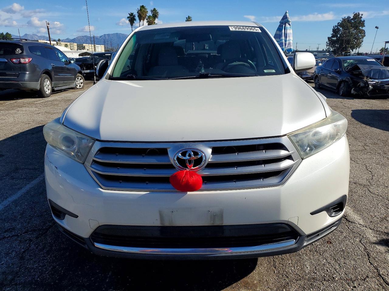 2012 TOYOTA HIGHLANDER BASE photo 5