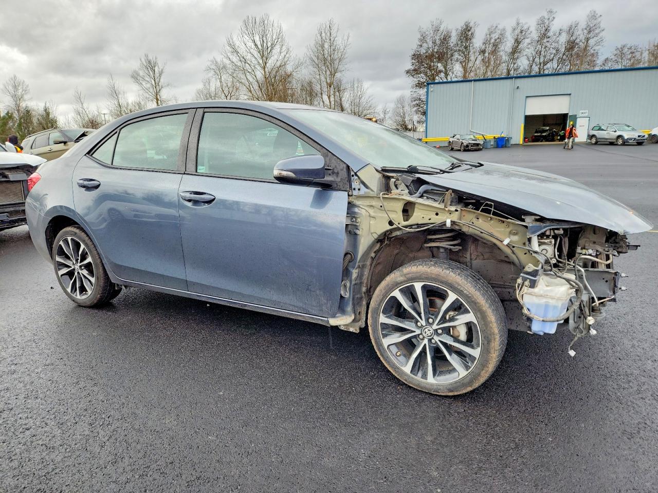 2017 TOYOTA COROLLA L photo 4
