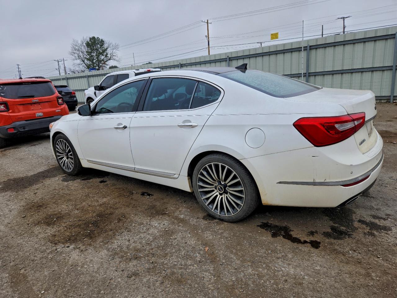 2015 KIA CADENZA PREMIUM photo 2