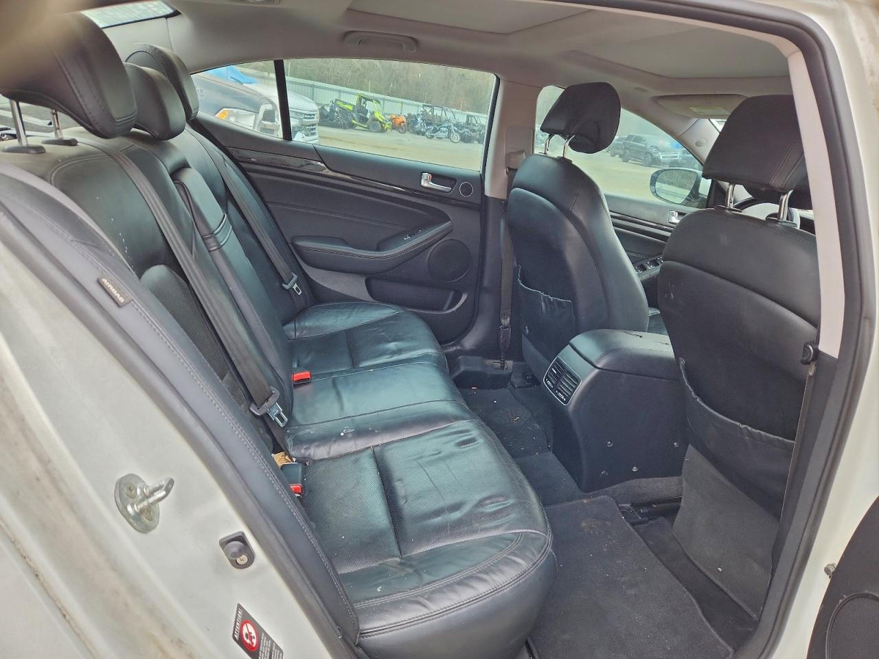 2015 KIA CADENZA PREMIUM photo 10