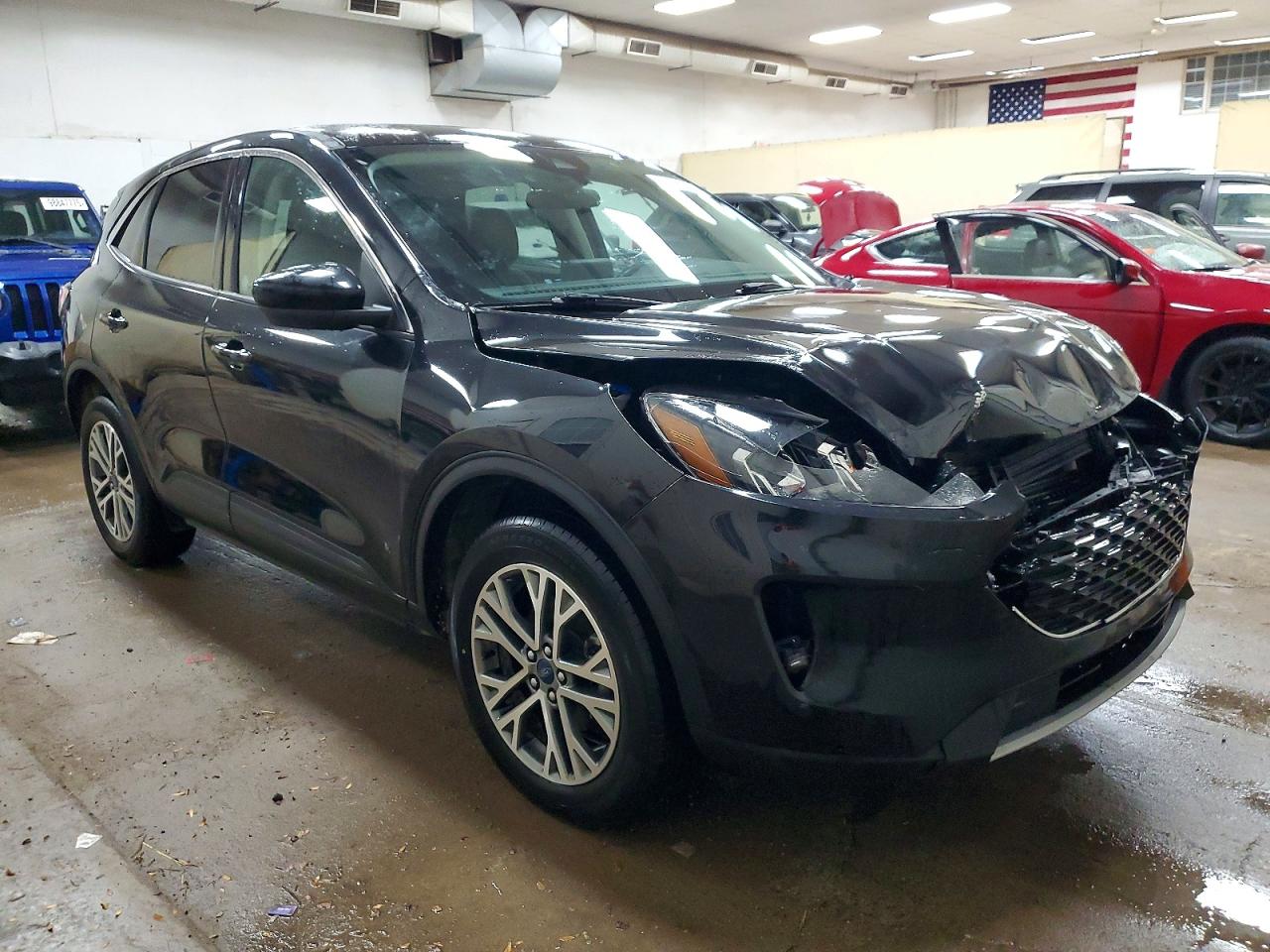 2022 FORD ESCAPE SEL photo 4