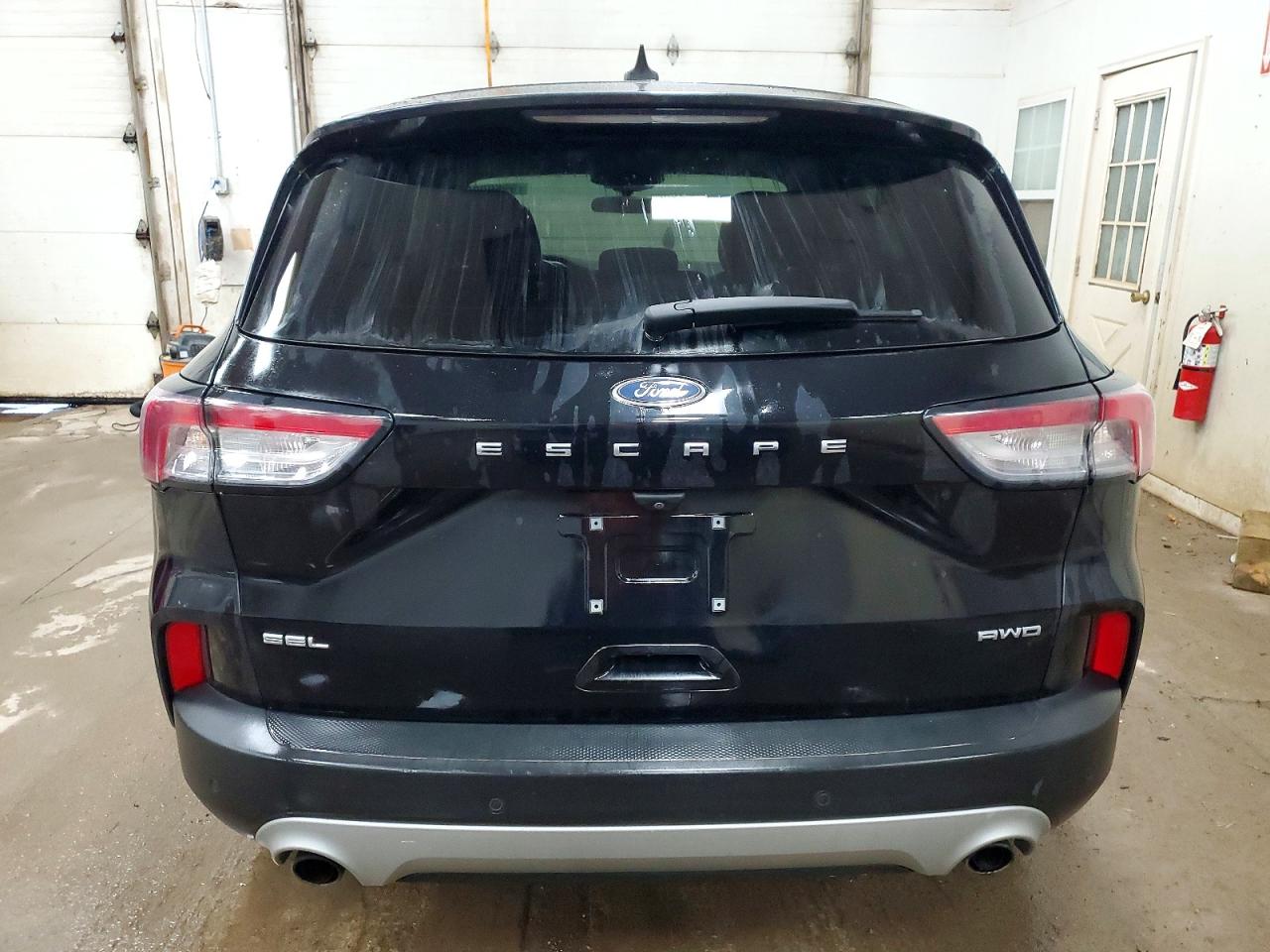 2022 FORD ESCAPE SEL photo 6
