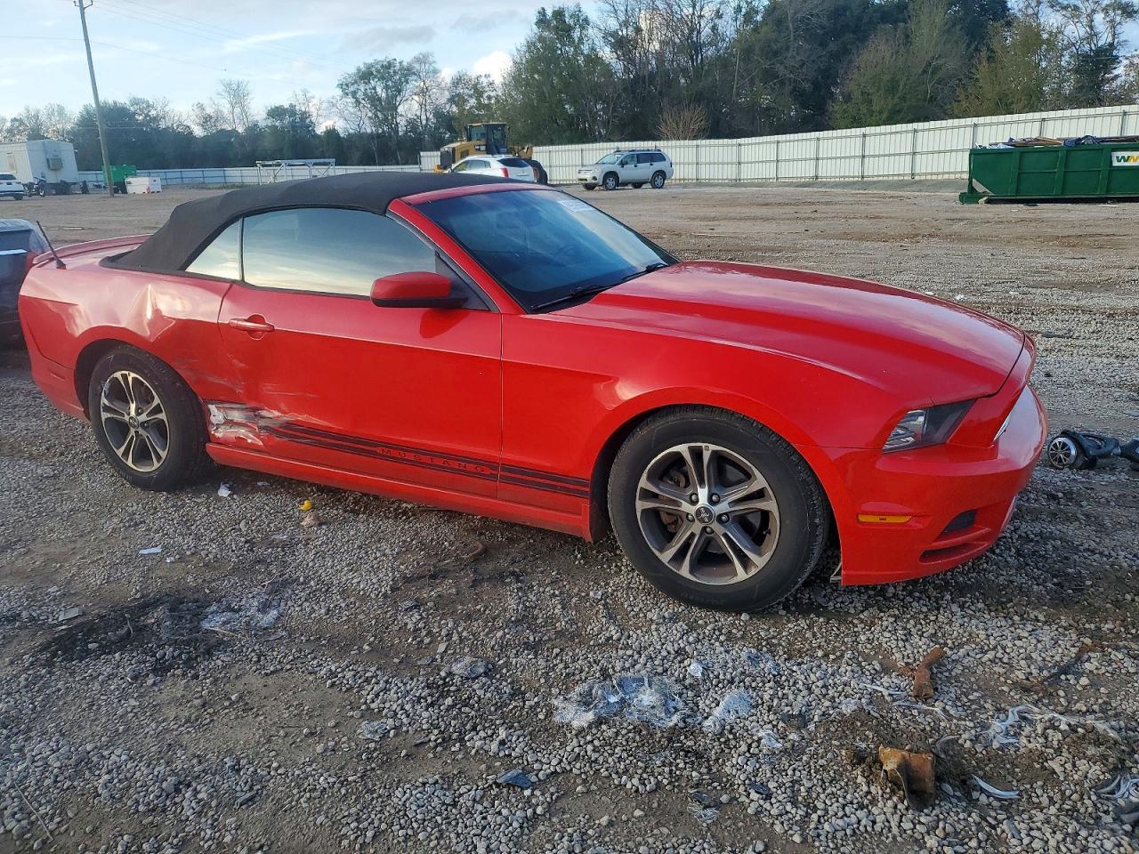 2014 FORD MUSTANG photo 4