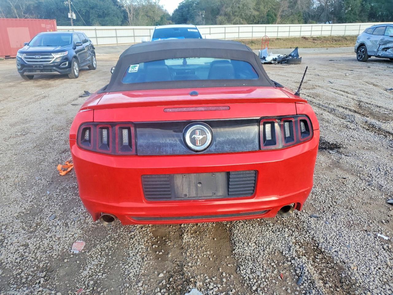 2014 FORD MUSTANG photo 6