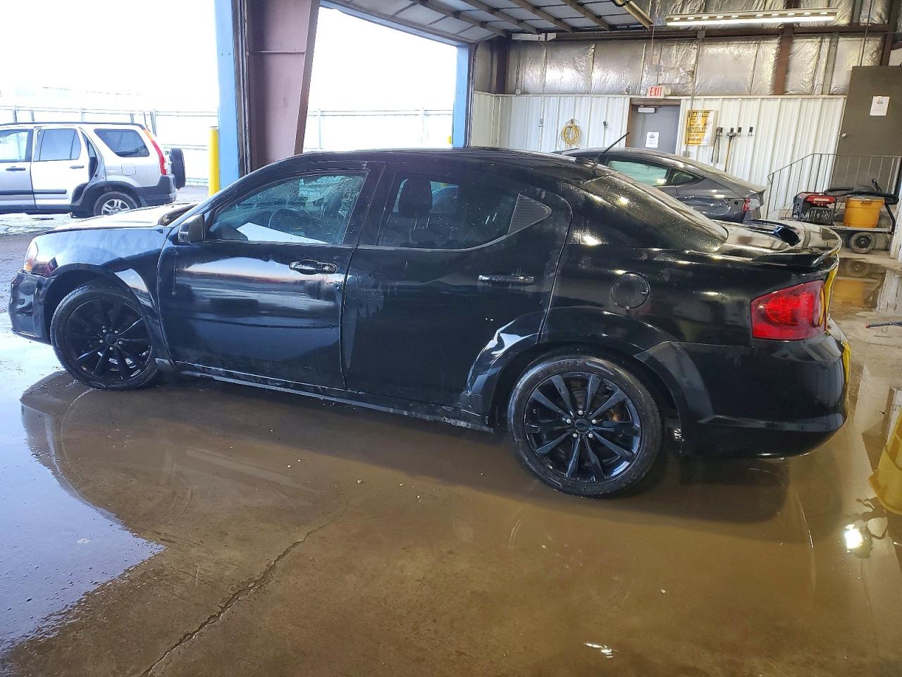2014 DODGE AVENGER SE photo 2
