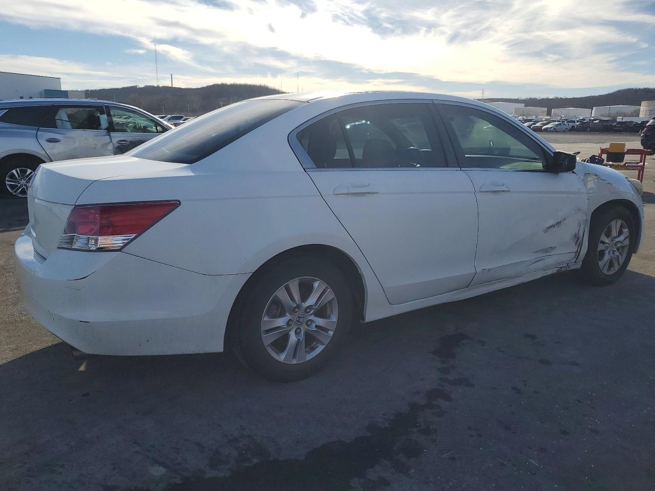 2009 HONDA ACCORD LXP photo 3