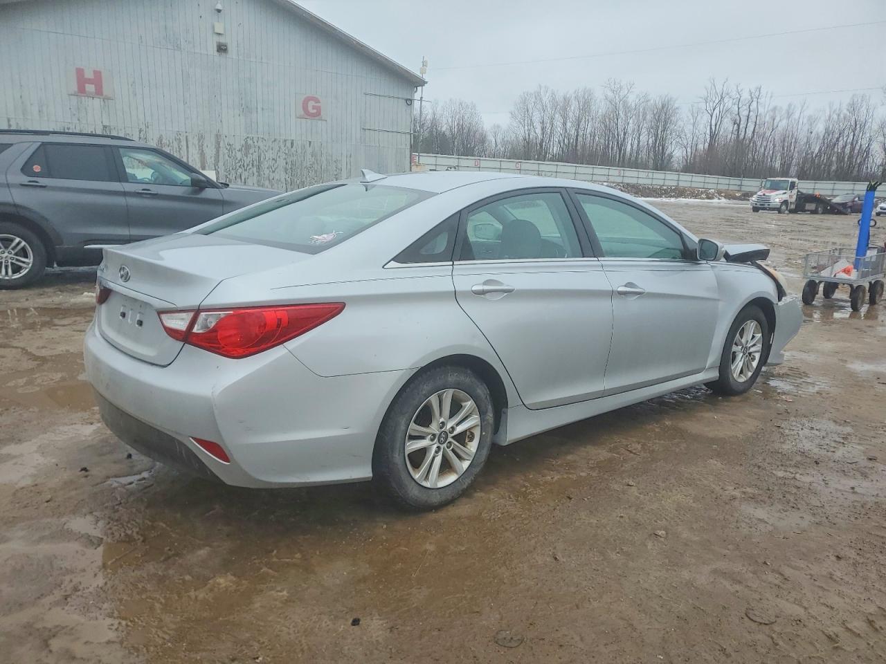 2014 HYUNDAI SONATA GLS photo 3