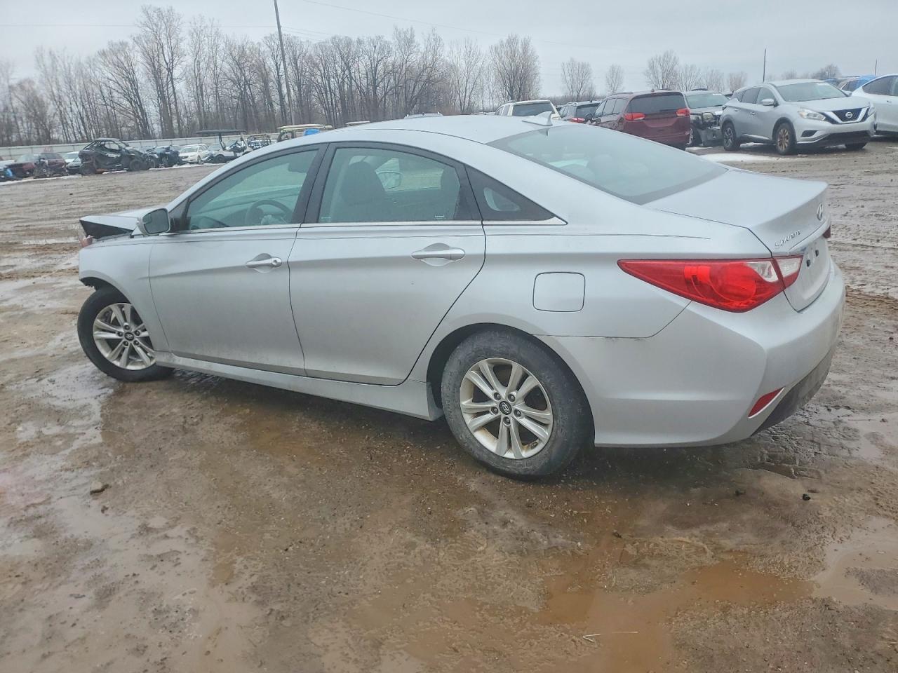 2014 HYUNDAI SONATA GLS photo 2