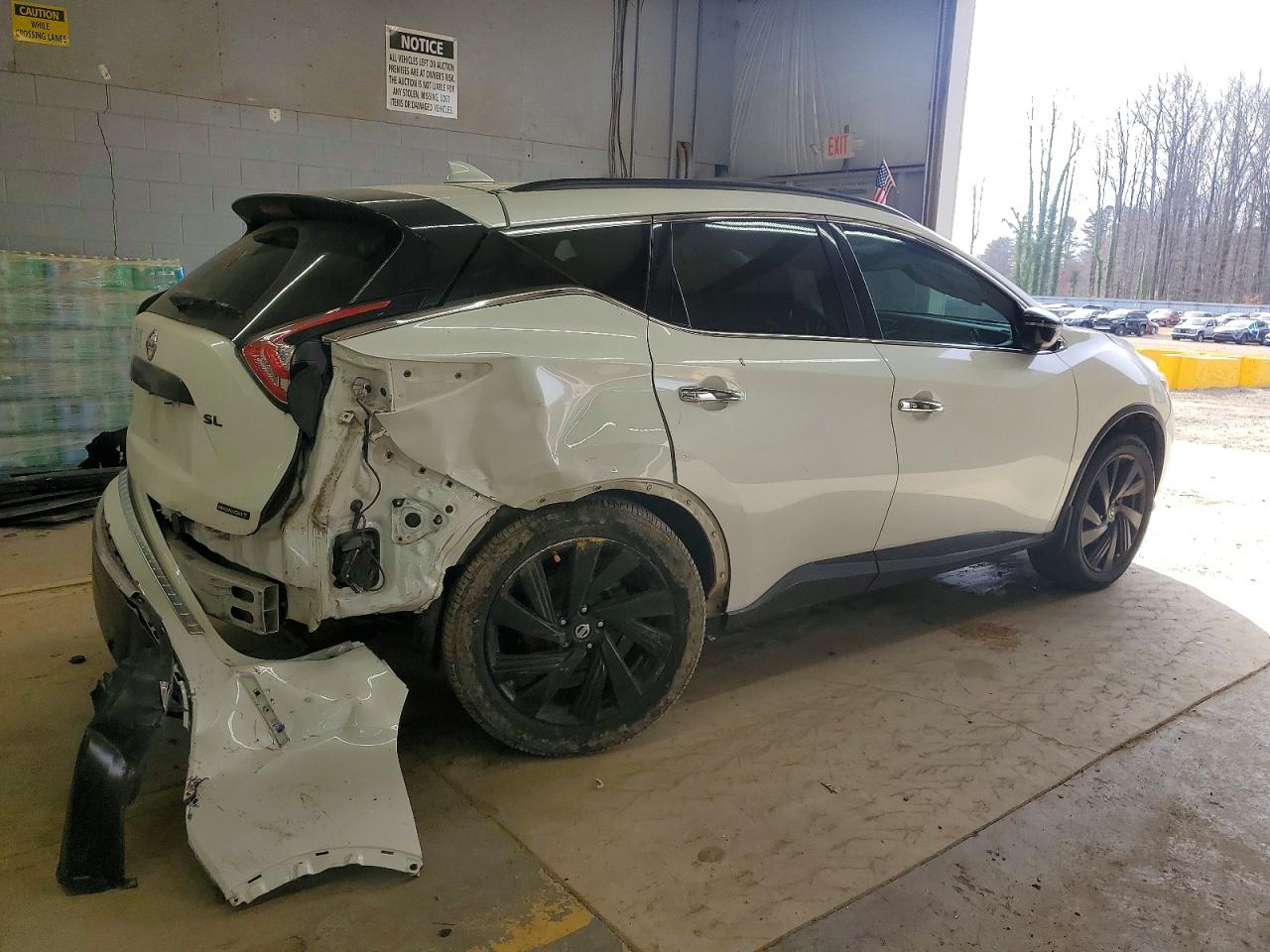 2018 NISSAN MURANO S photo 3