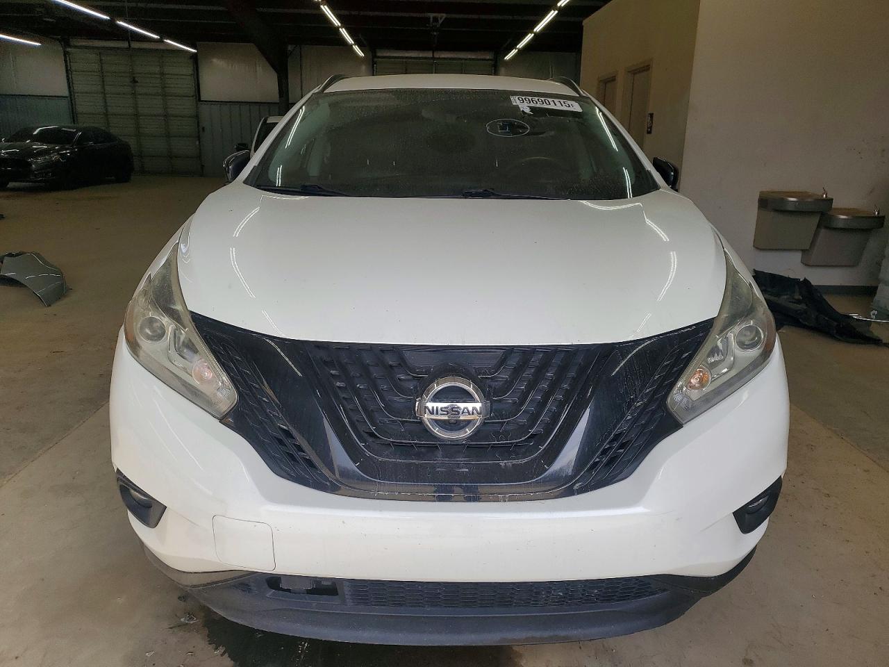 2018 NISSAN MURANO S photo 5