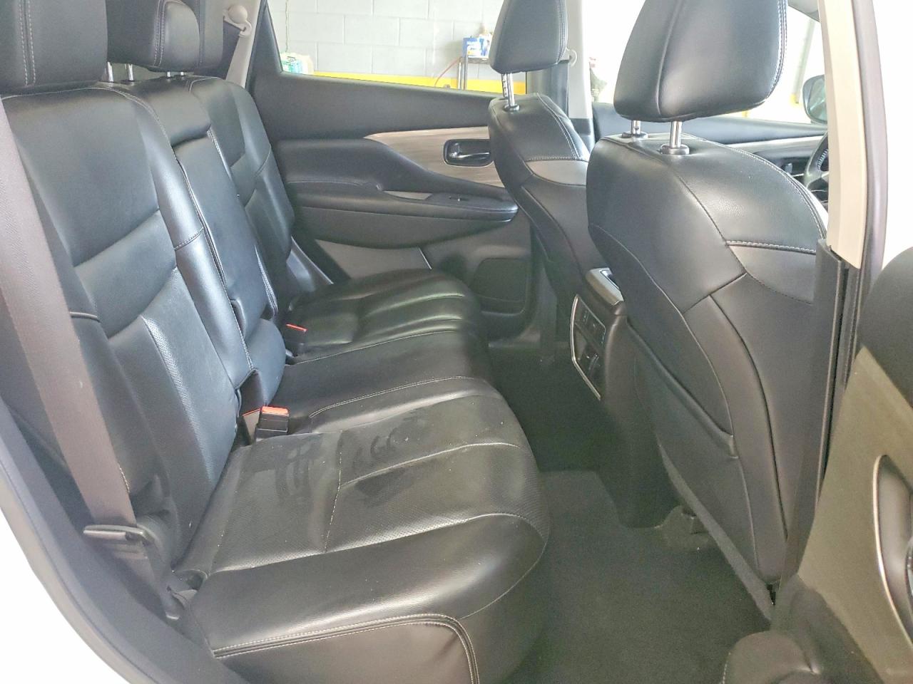 2018 NISSAN MURANO S photo 11