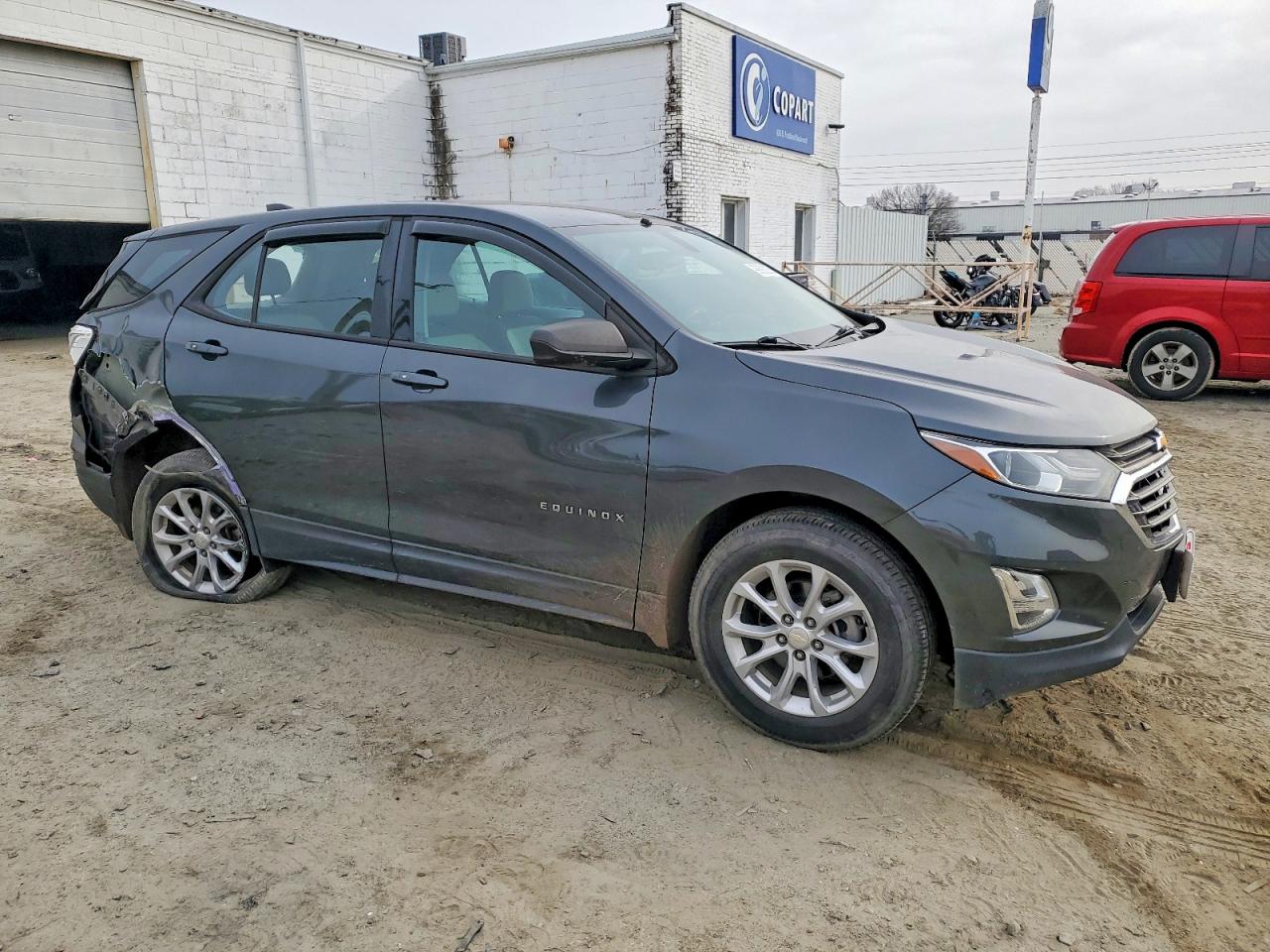2018 CHEVROLET EQUINOX LS photo 4
