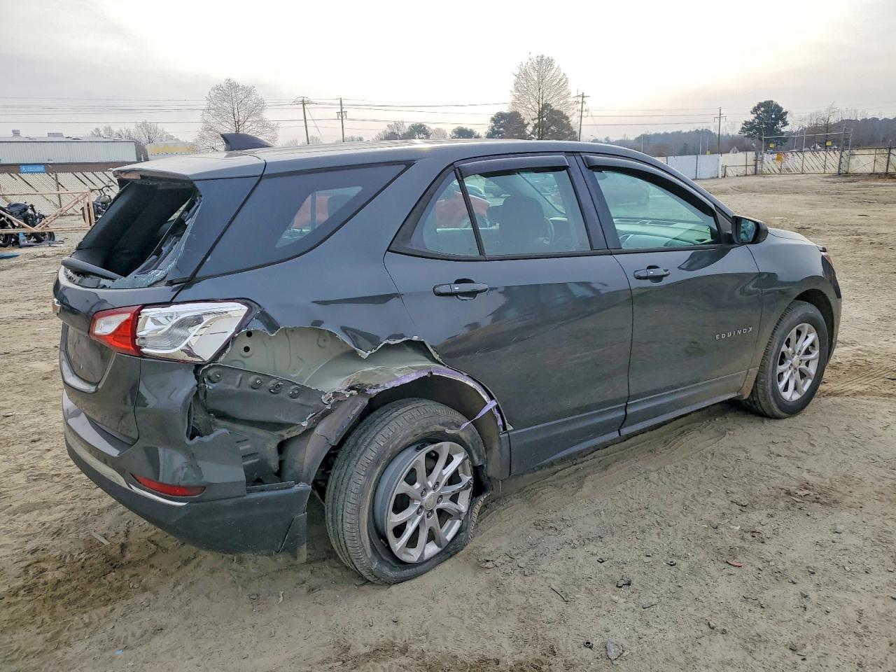 2018 CHEVROLET EQUINOX LS photo 3