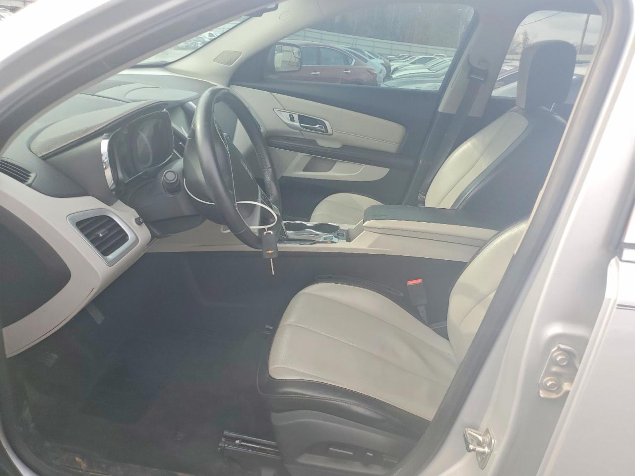 2013 GMC TERRAIN SLT photo 13