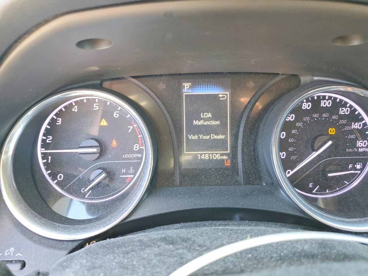 2019 TOYOTA CAMRY L photo 17