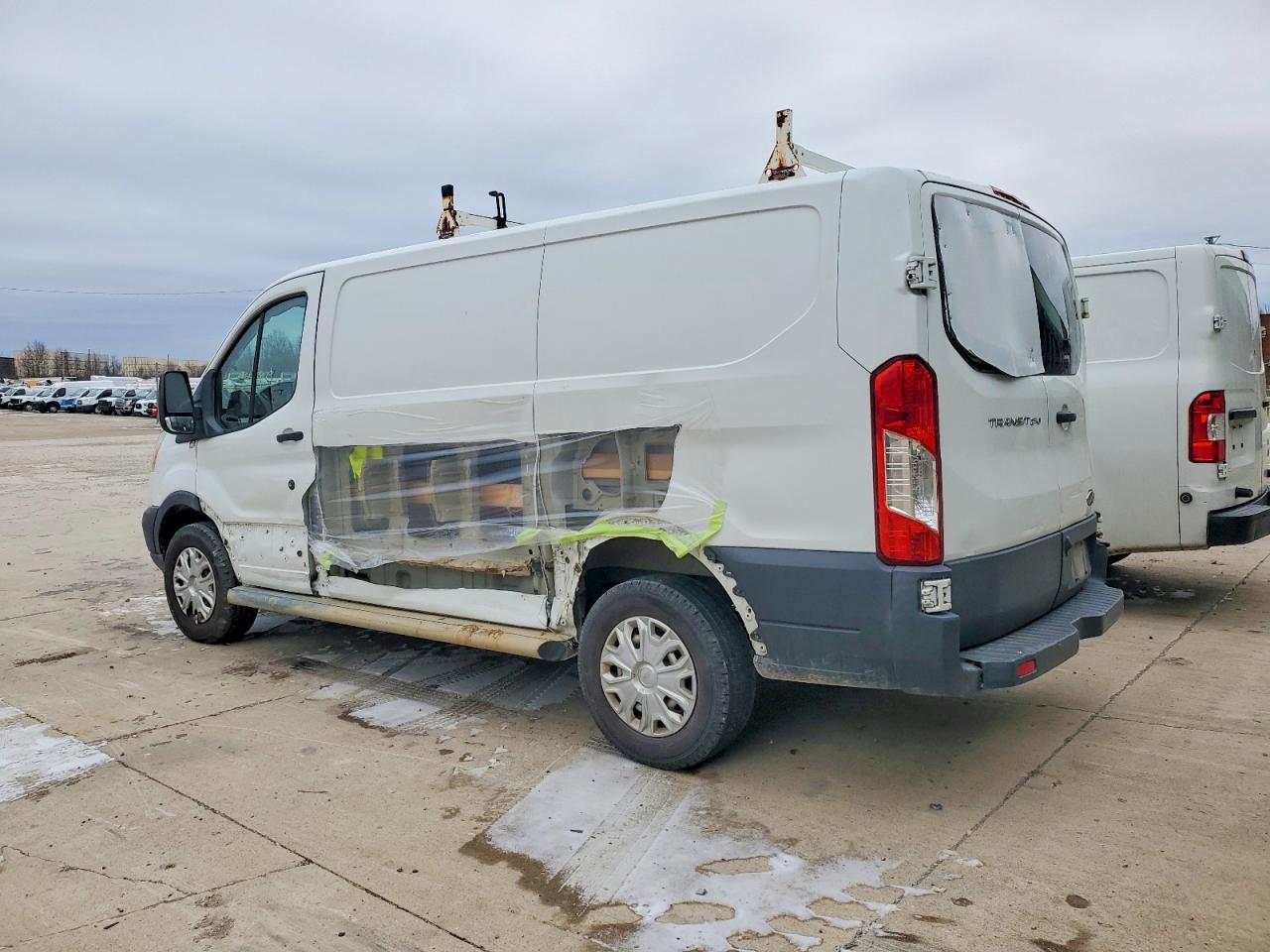 2016 FORD TRANSIT T-250 photo 2