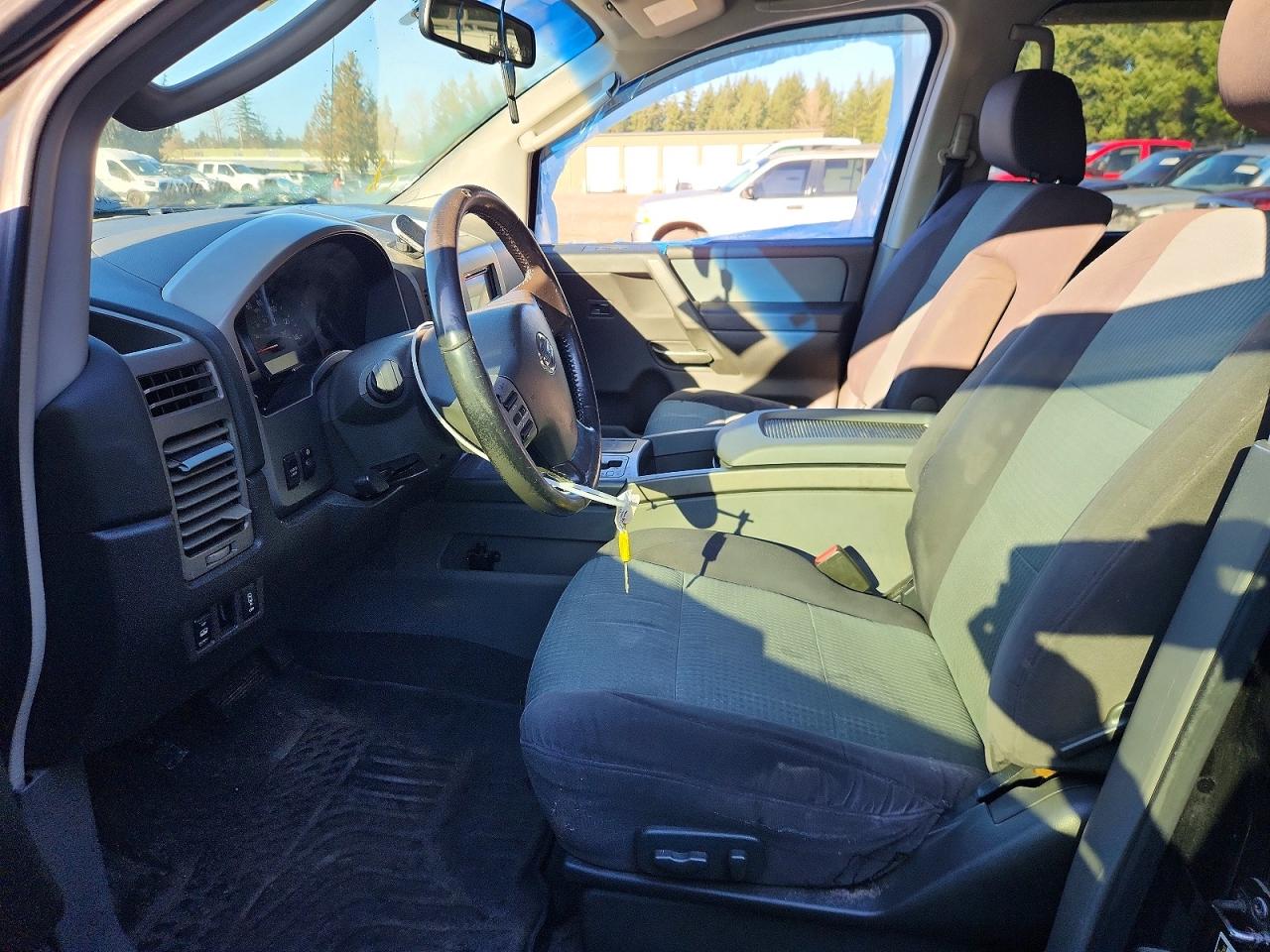 2006 NISSAN TITAN XE FFV photo 7