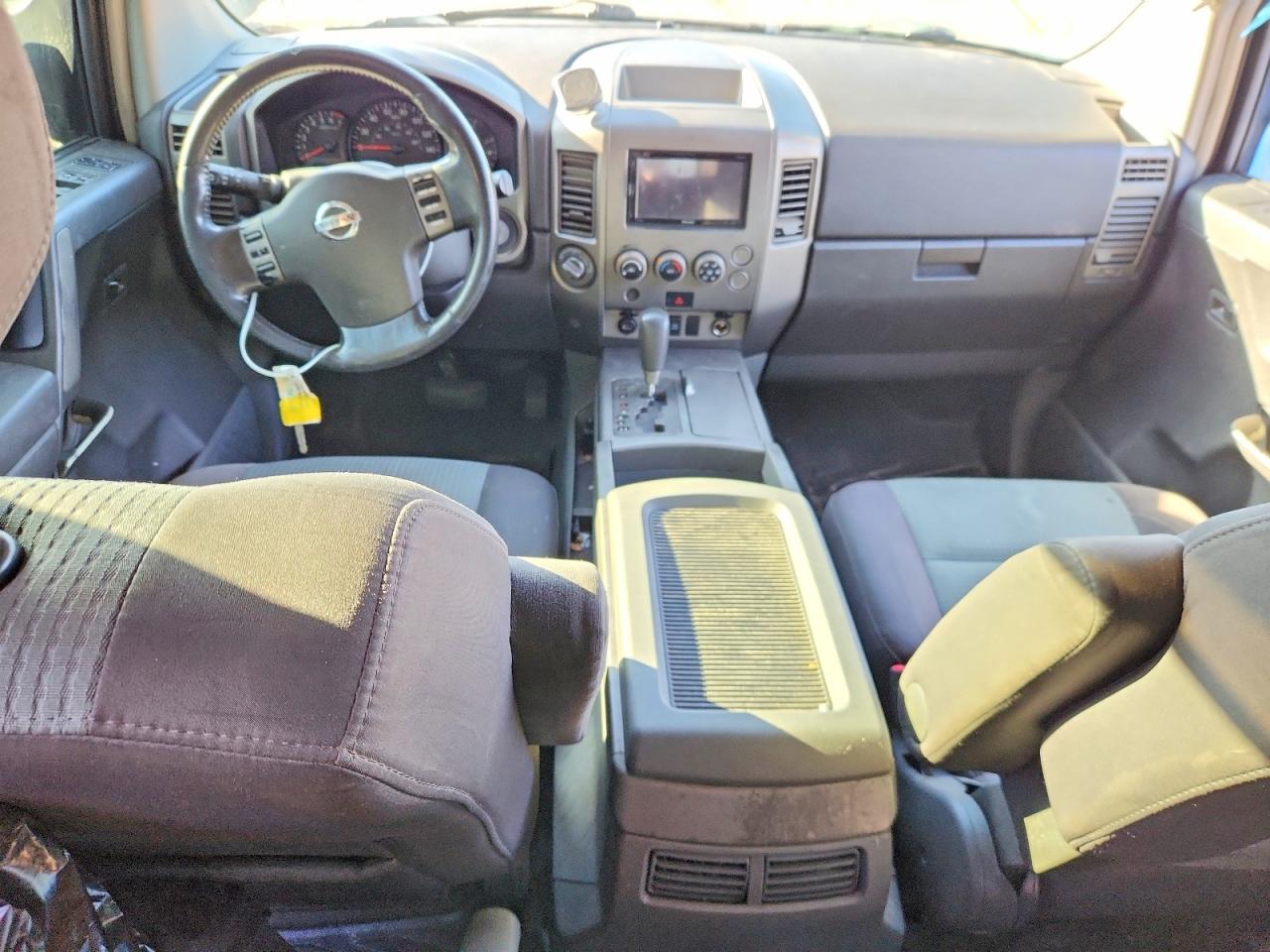 2006 NISSAN TITAN XE FFV photo 8