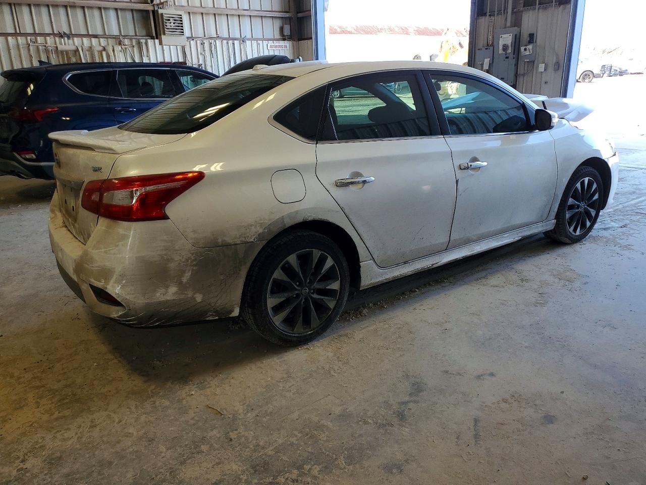 2019 NISSAN SENTRA S photo 3