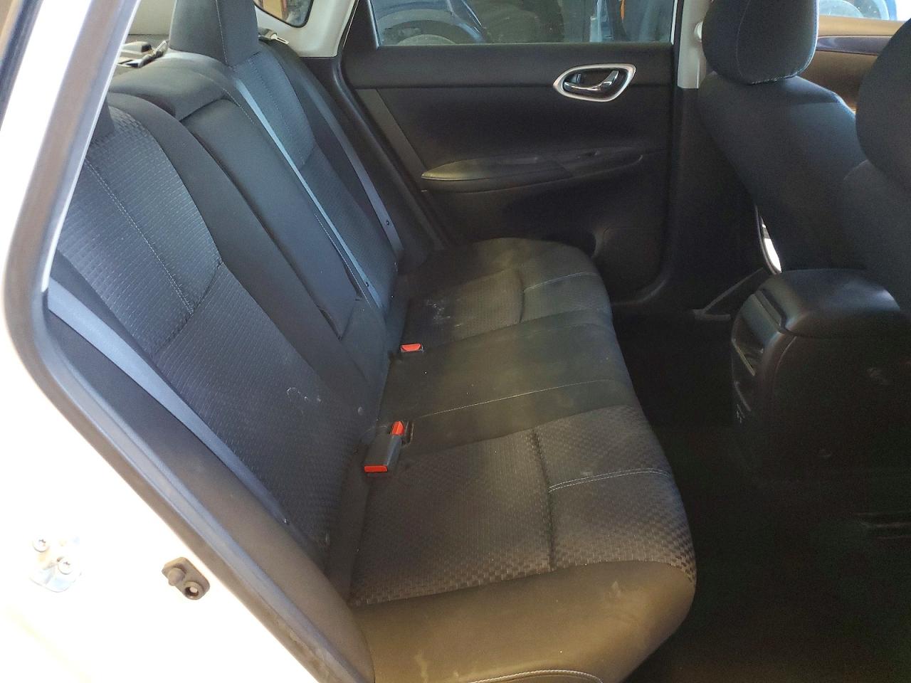 2019 NISSAN SENTRA S photo 10