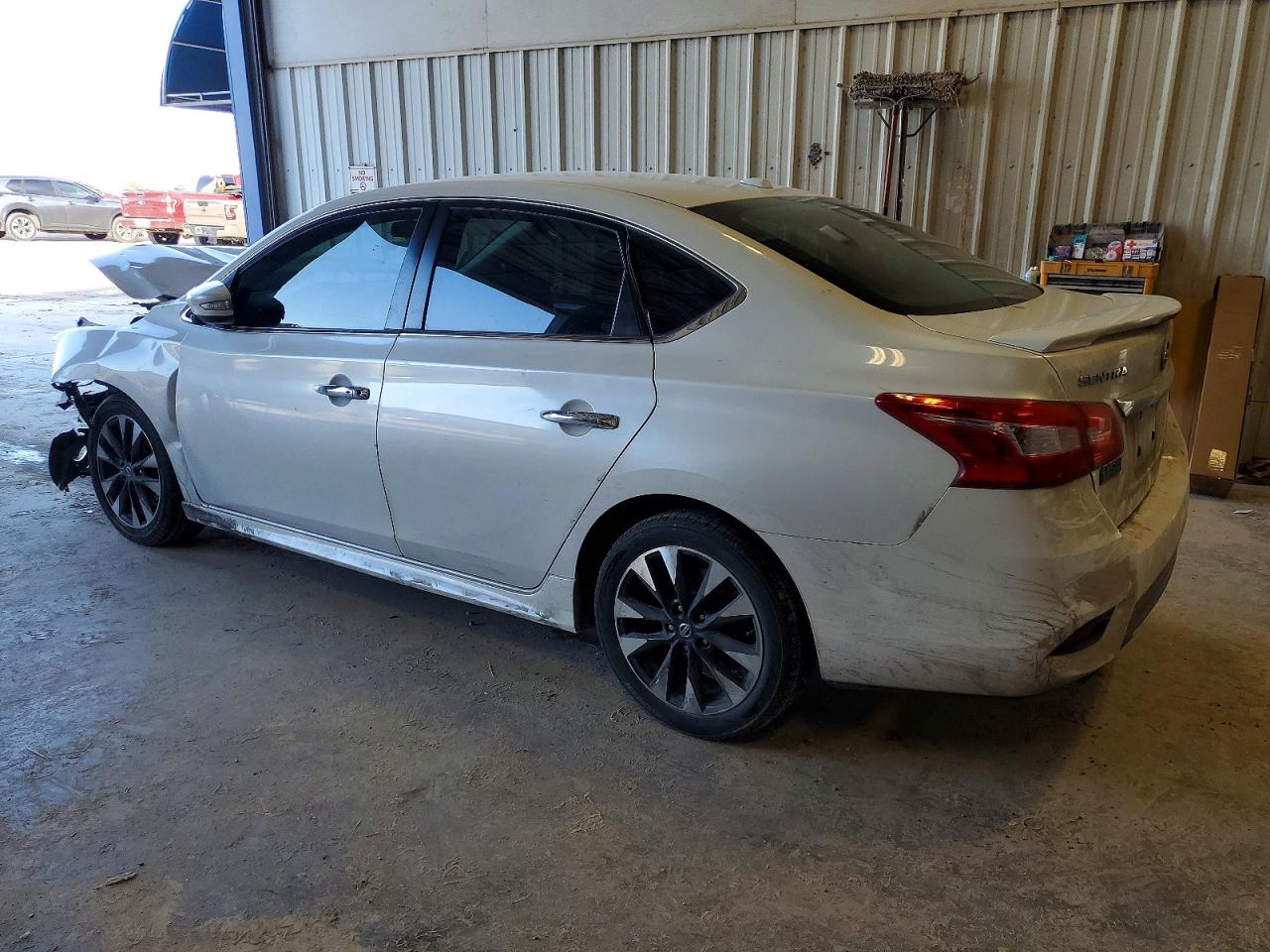 2019 NISSAN SENTRA S photo 2