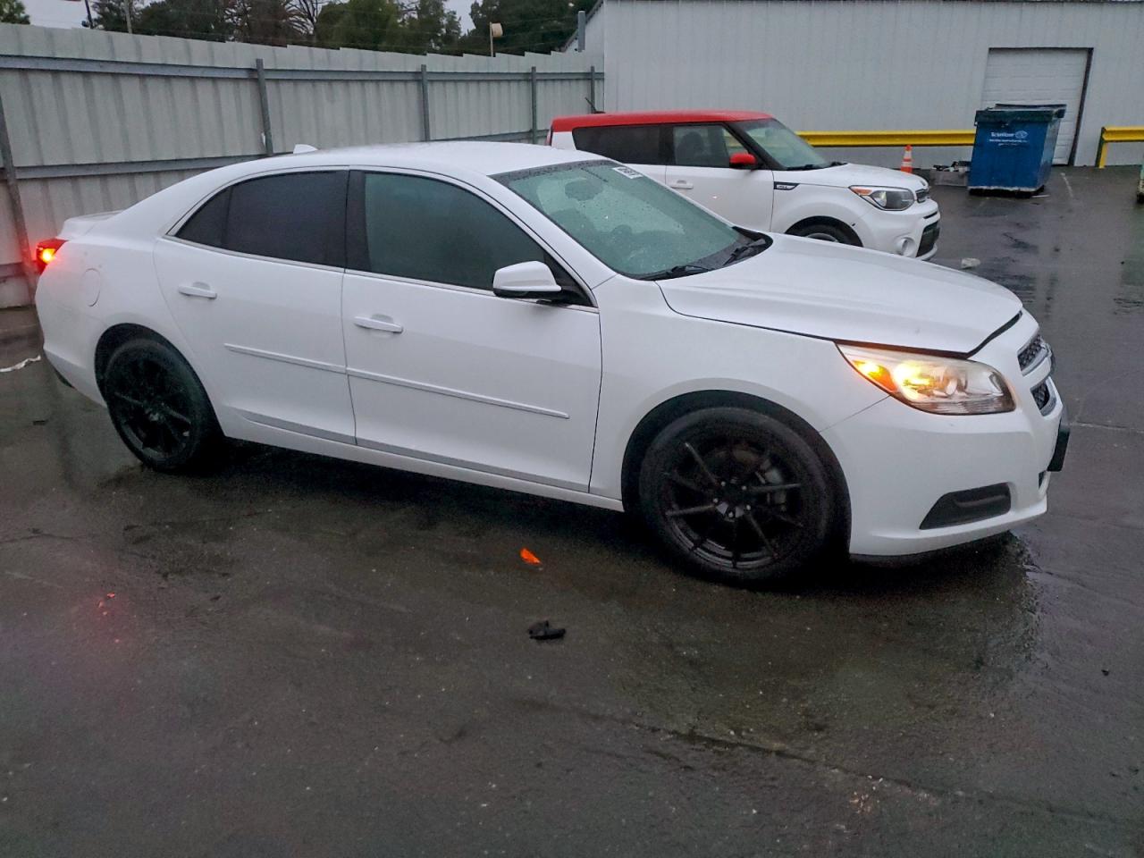 2013 CHEVROLET MALIBU 1LT photo 4