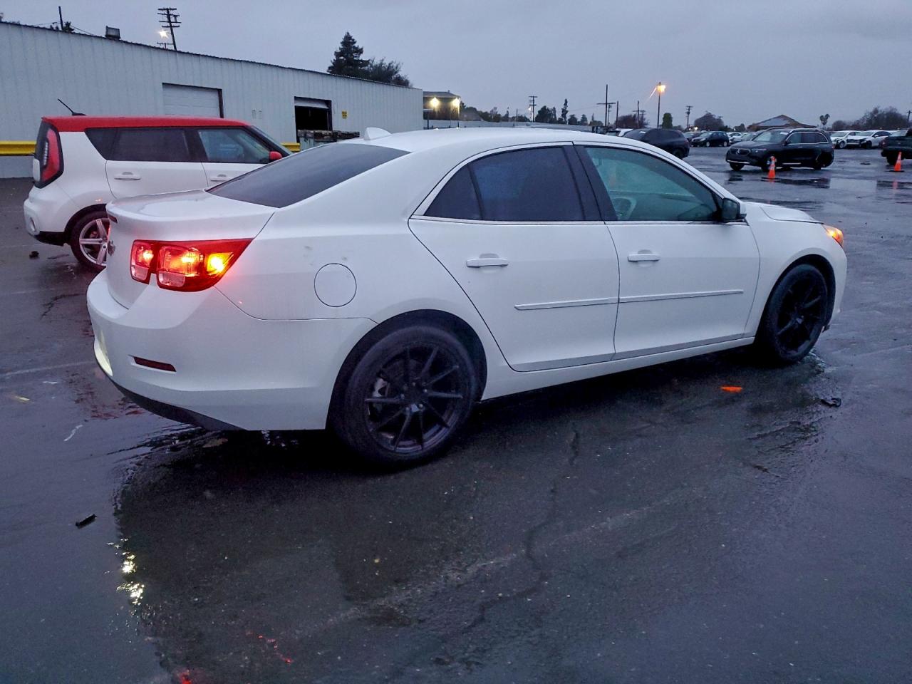 2013 CHEVROLET MALIBU 1LT photo 3