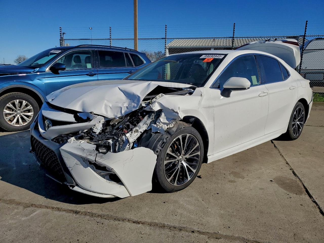 2018 TOYOTA CAMRY