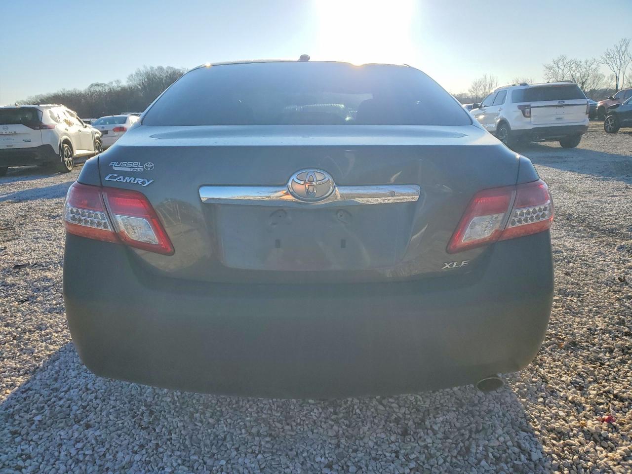 2011 TOYOTA CAMRY BASE photo 6