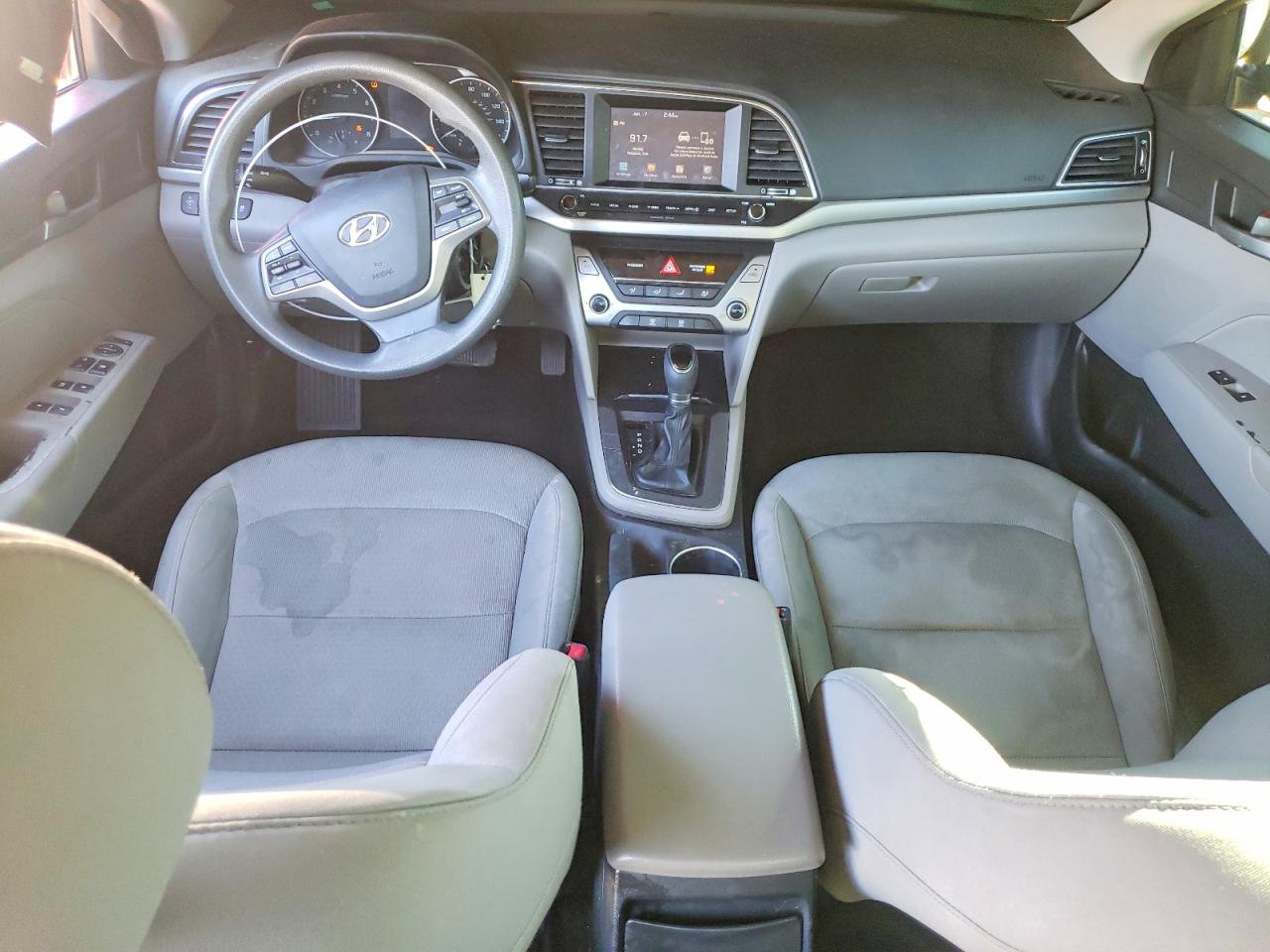 2017 HYUNDAI ELANTRA SE photo 8