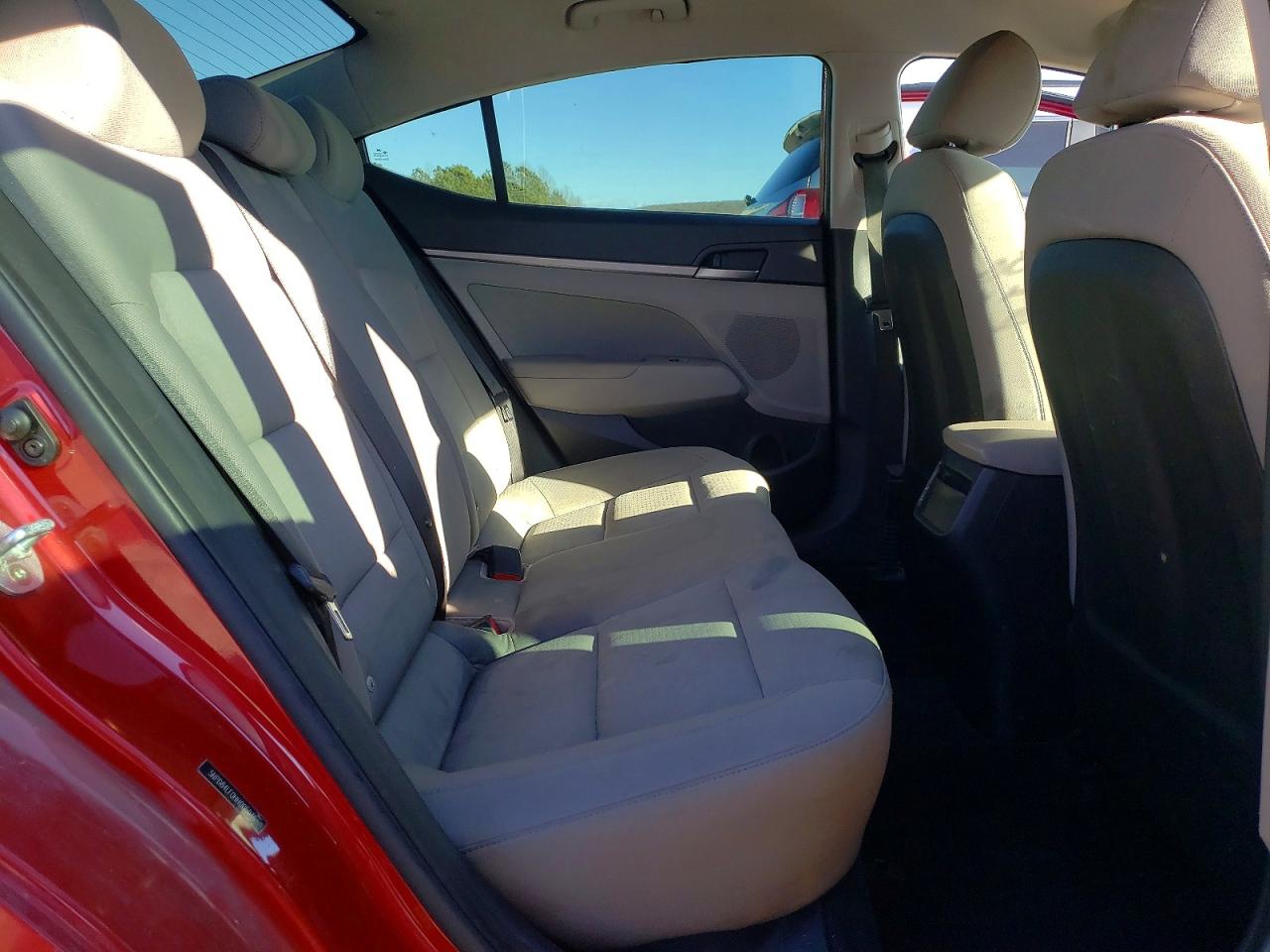 2017 HYUNDAI ELANTRA SE photo 10