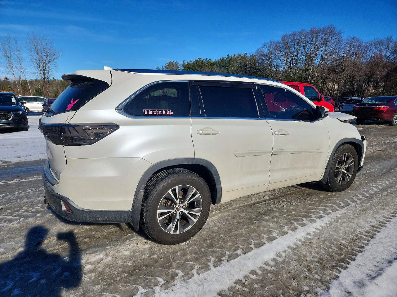 2016 TOYOTA HIGHLANDER XLE photo 3