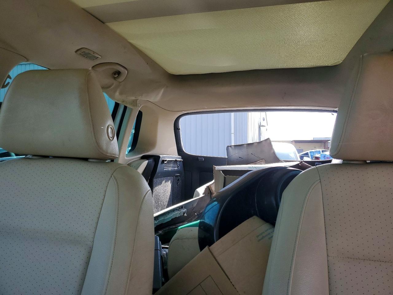 2016 VOLKSWAGEN TIGUAN S photo 10