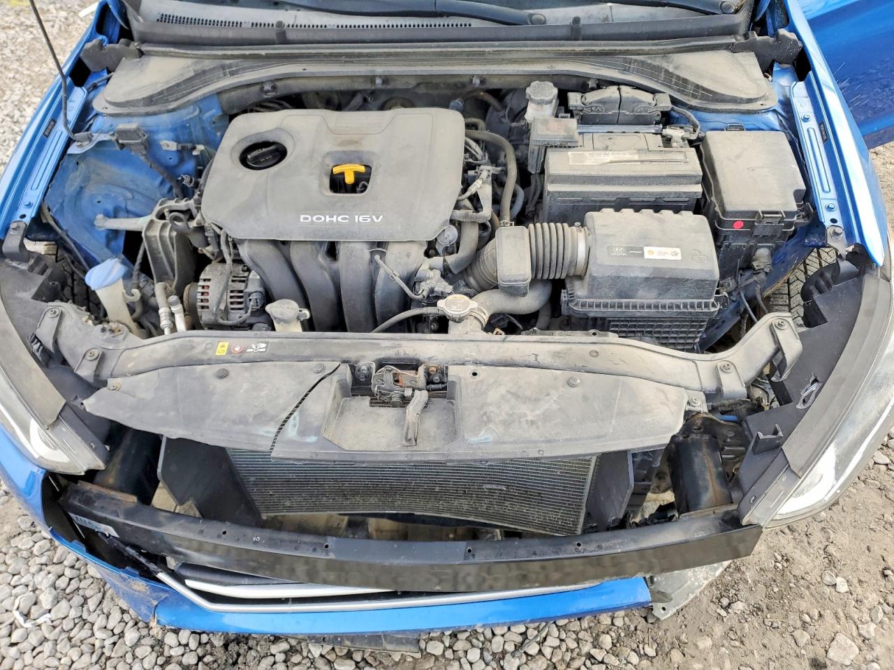 2017 HYUNDAI ELANTRA SE photo 11