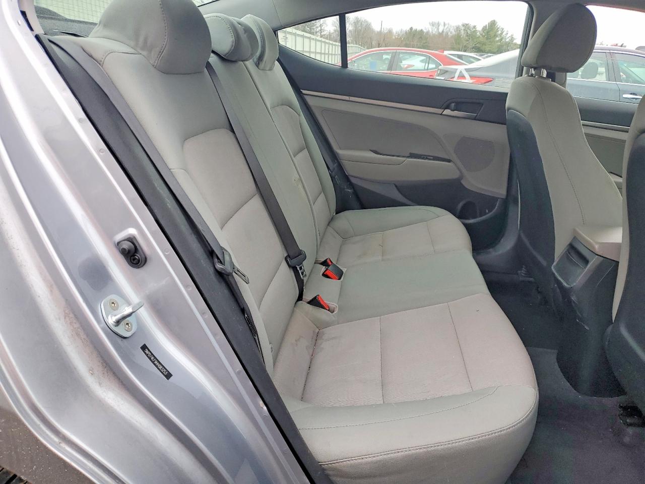 2017 HYUNDAI ELANTRA SE photo 10