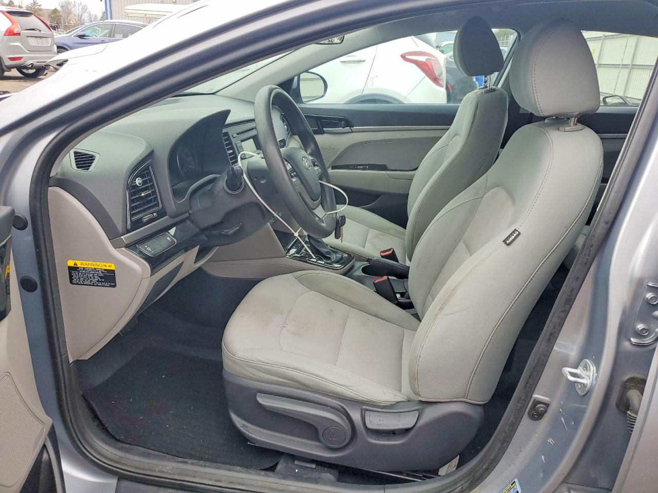 2017 HYUNDAI ELANTRA SE photo 7