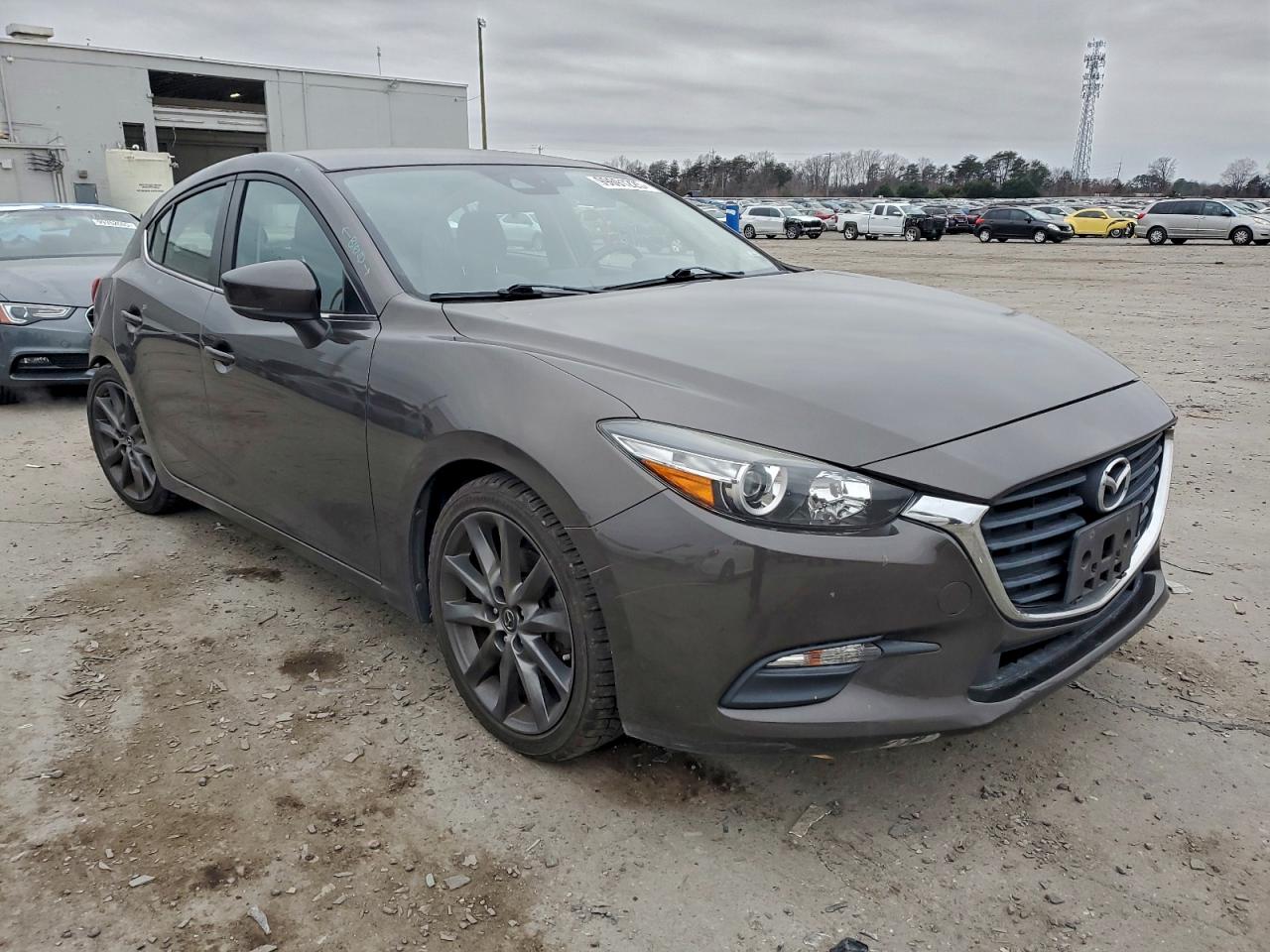 2018 MAZDA 3 TOURING photo 4