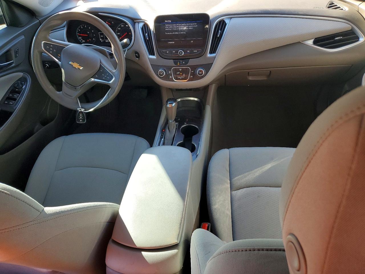 2020 CHEVROLET MALIBU LS photo 8