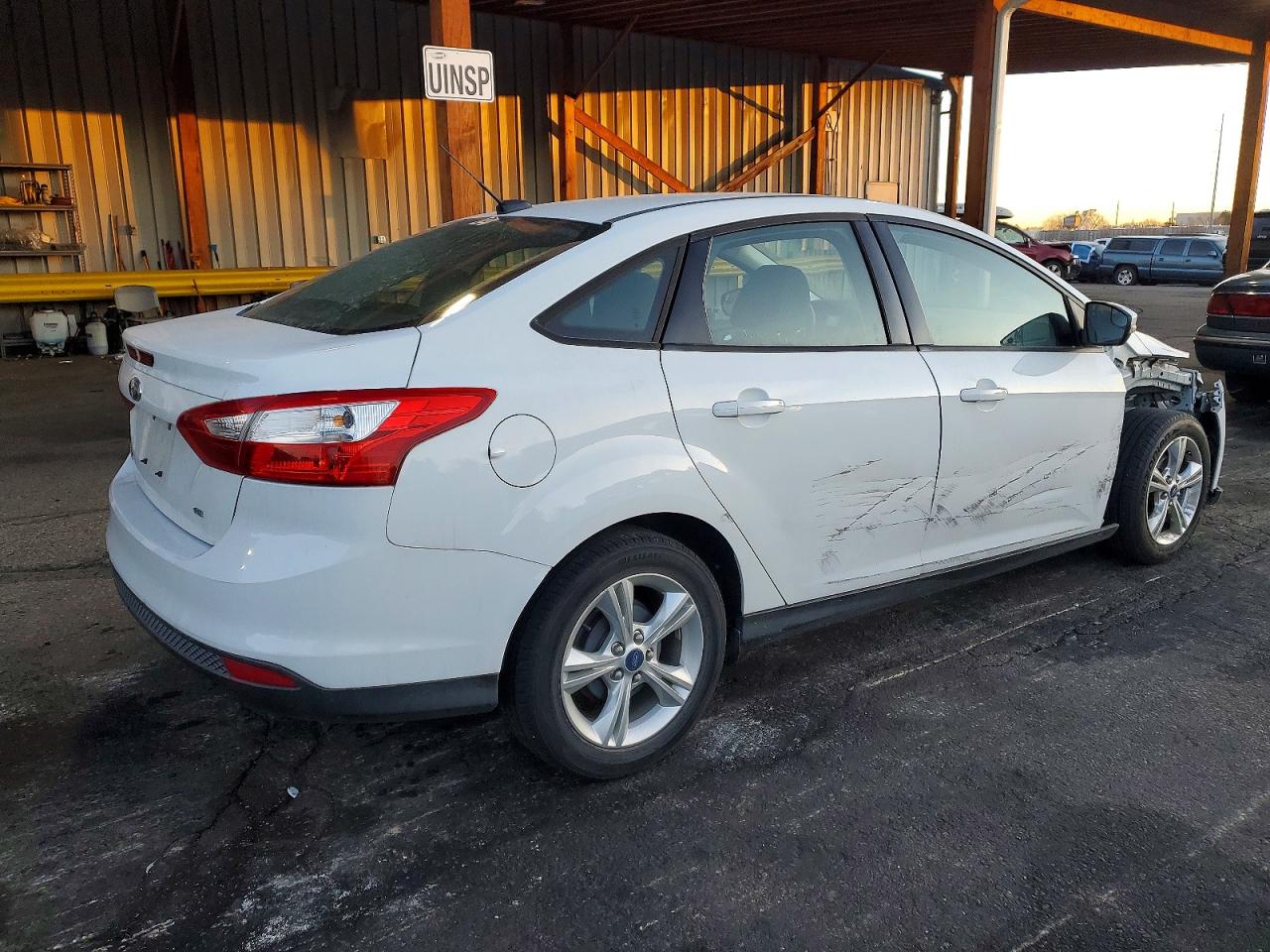 2014 FORD FOCUS SE photo 3