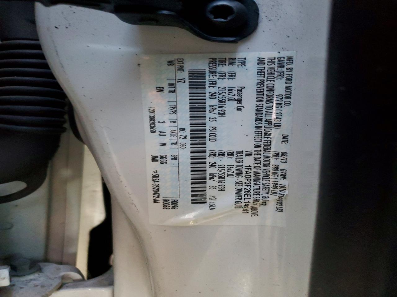 2014 FORD FOCUS SE photo 12