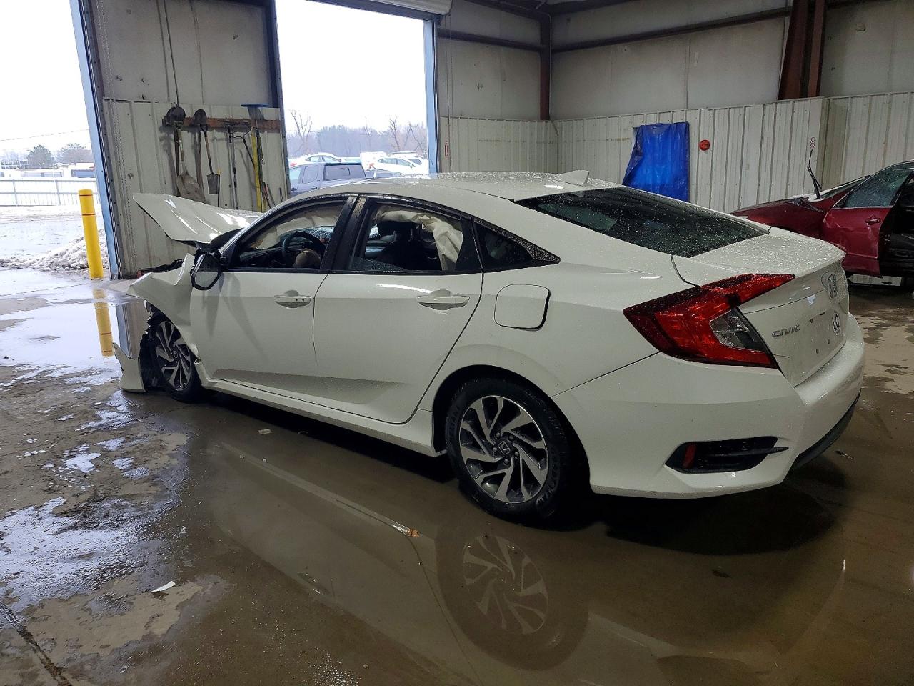 2017 HONDA CIVIC EX photo 2