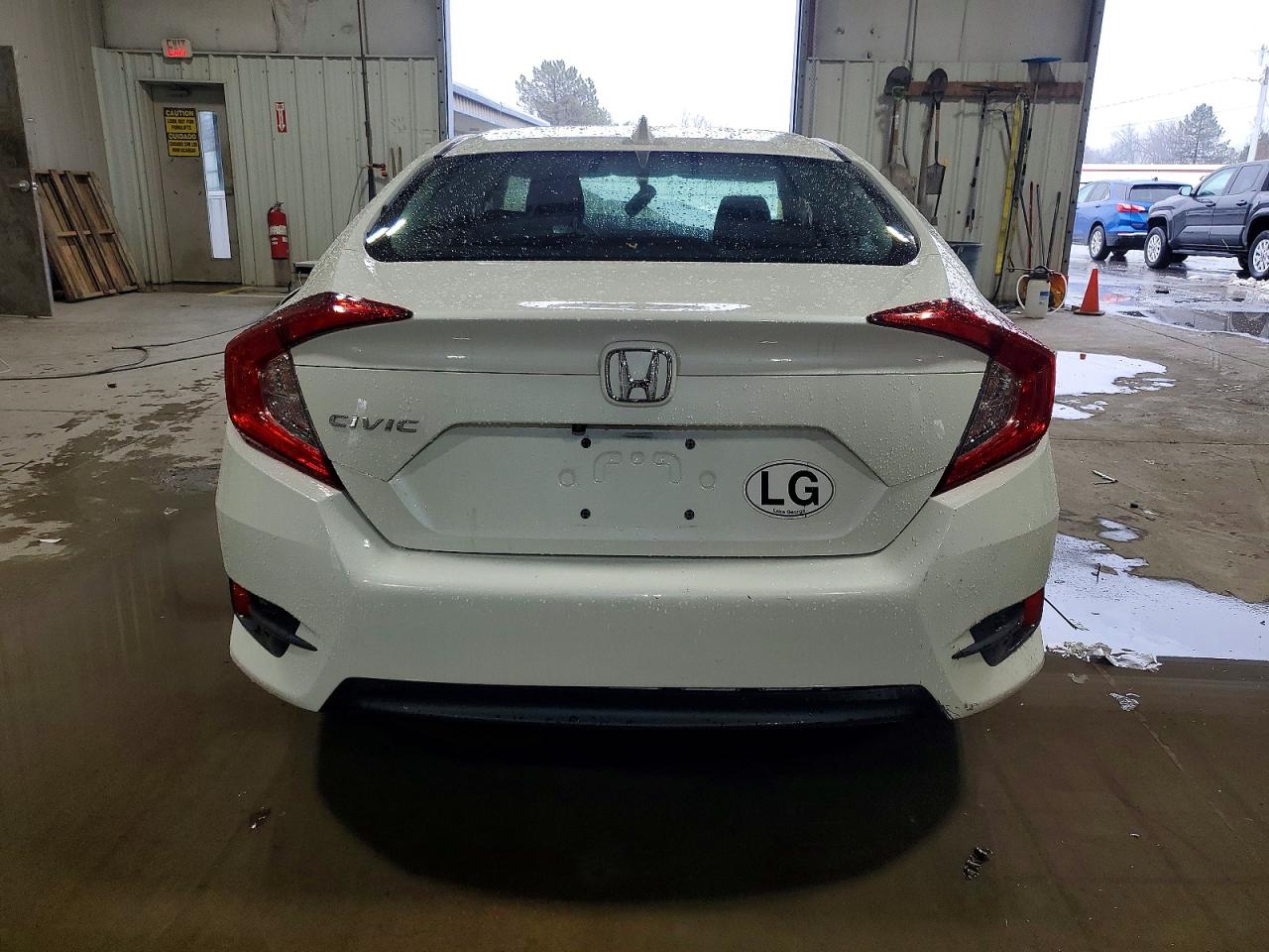 2017 HONDA CIVIC EX photo 6