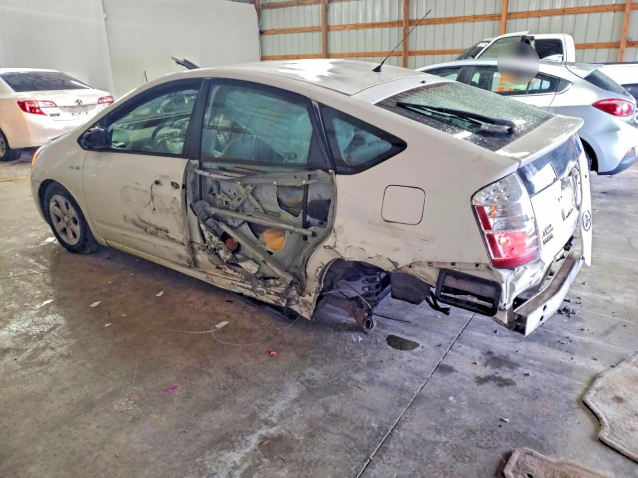 2008 TOYOTA PRIUS photo 2