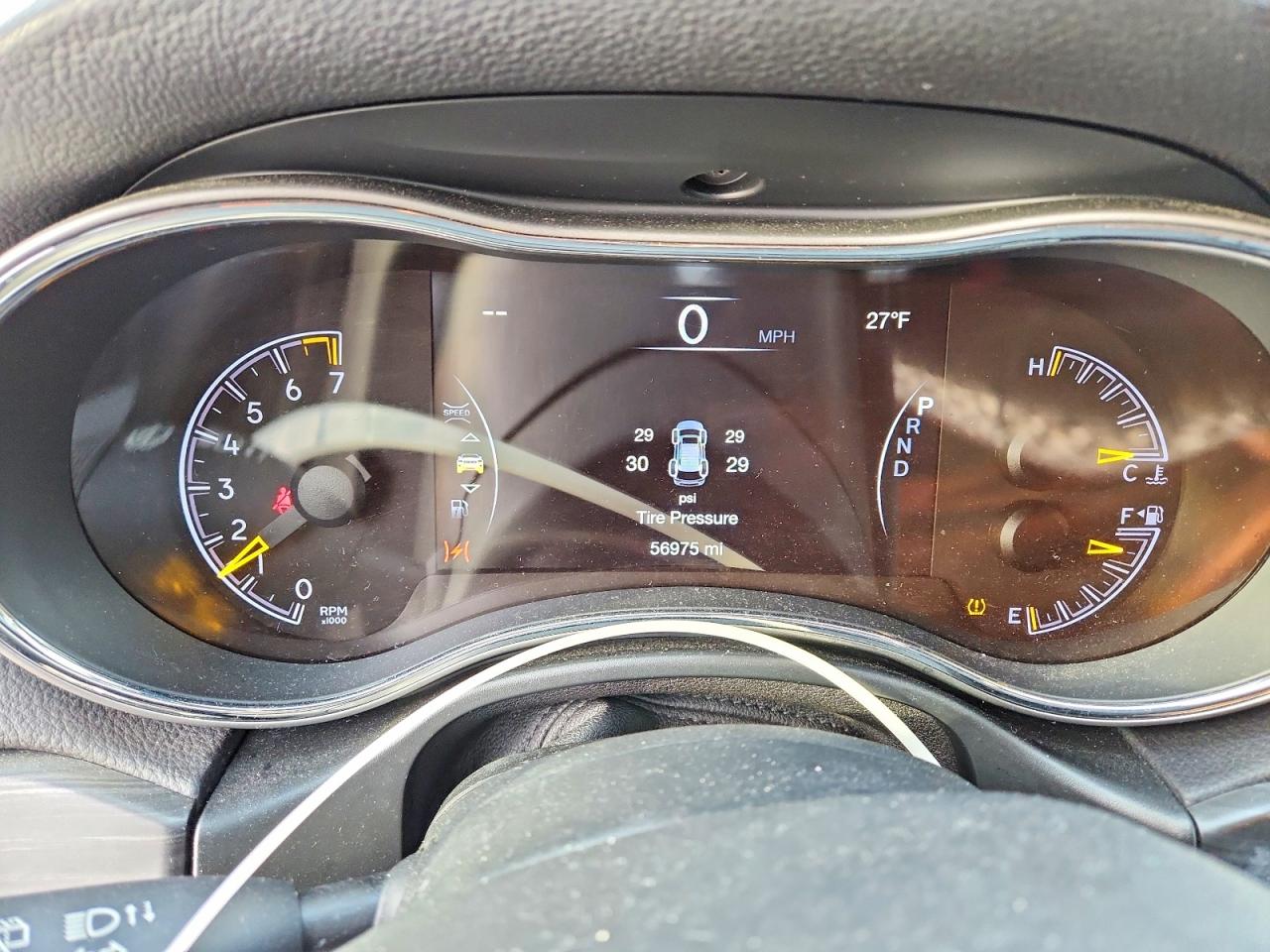 2019 JEEP GRAND CHEROKEE LAREDO photo 9